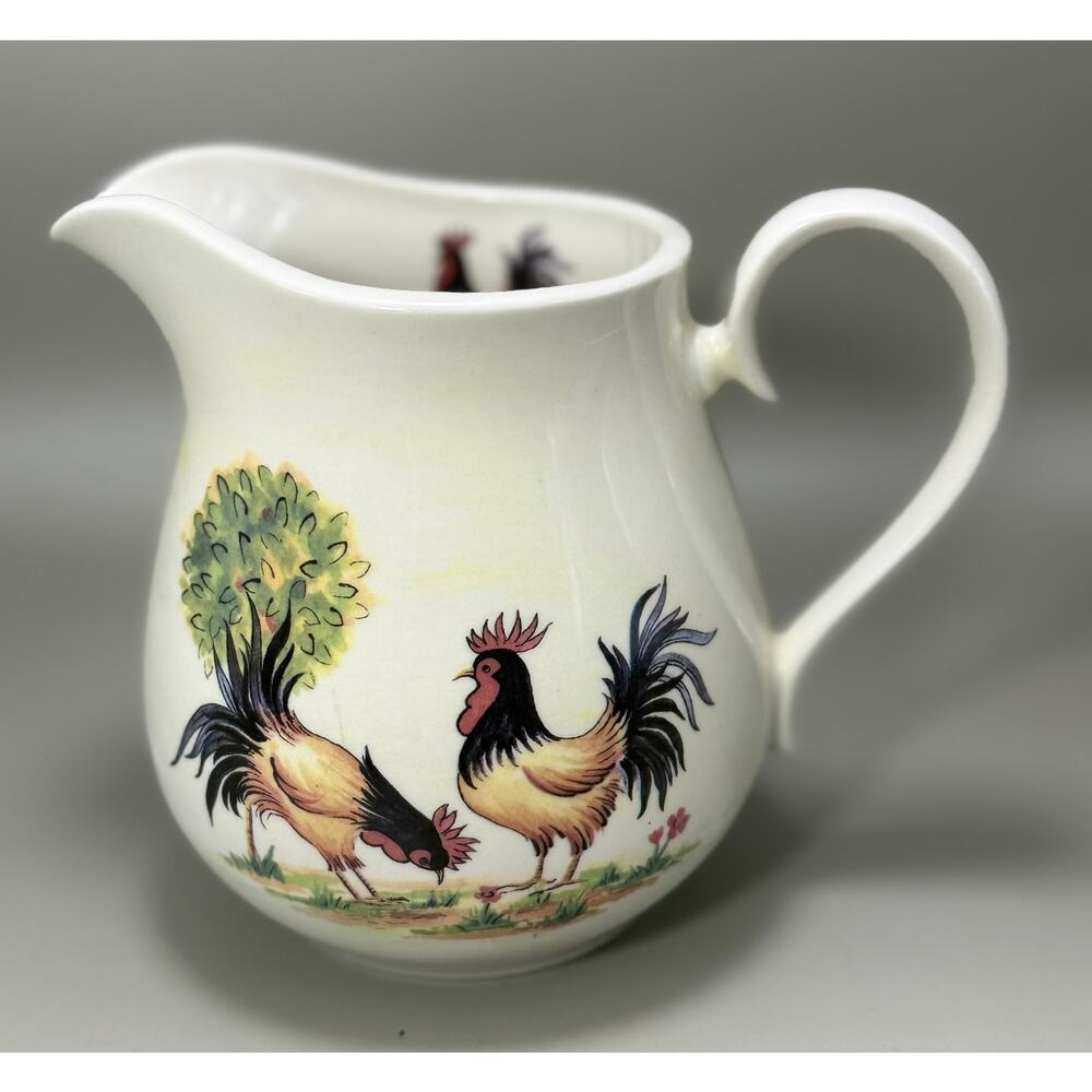 Shannonbridge Pottery Vintage ceramic rooster pattern creamer from Ireland.
